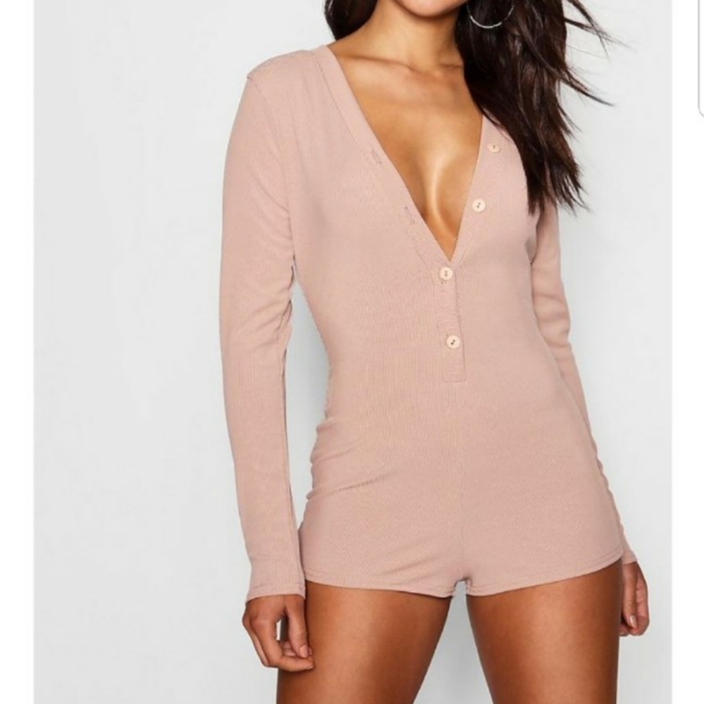 NWOT Creamy Beige Ribbed Henley Romper